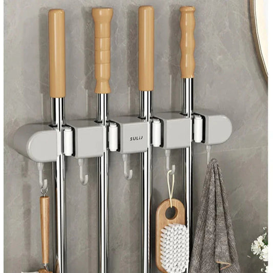 Organizer voor schoonmaakspullen — meer ruimte en een veilig thuis