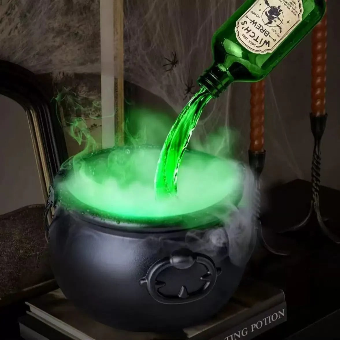 Halloween-Kessel-Dekor – Schwebende Trankflasche mit grünem Nebel Mivoza Deutschland