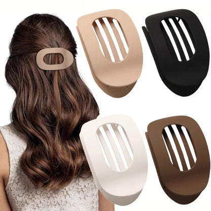 Grote haarclip met matte afwerking