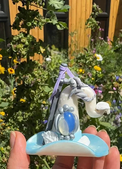 Handgemaakte sculptuur — creëert een magische leefomgeving