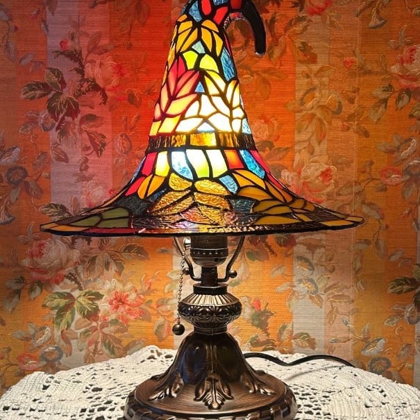 Leidglas tafellamp — betoverend licht voor gezellige momenten