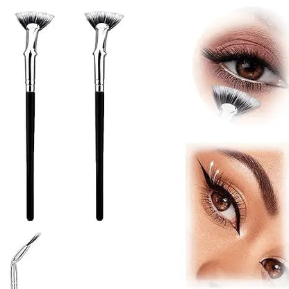 1 Gratis 1 I Opvouwbare Wimperborstel met Schuin Hoofd – Perfect voor Drukke Ochtenden