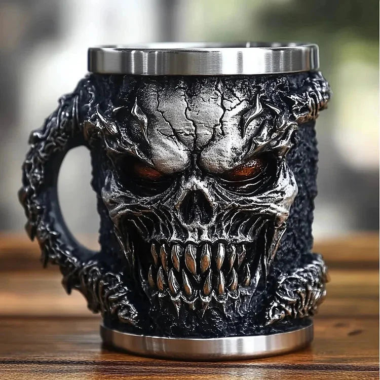 Skull Drink Becher — Gotischer Harzbecher mit Edelstahl-Einsatz Mivoza Deutschland