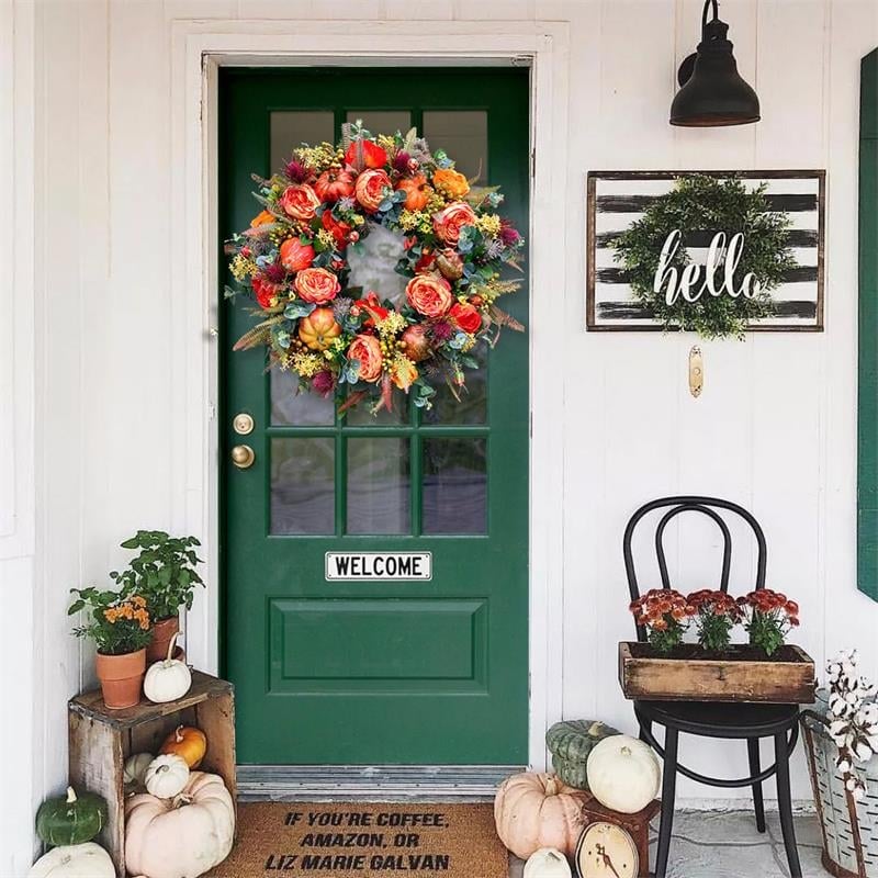 Herfstkrans met bloemen en pompoen — verwarmt het hart en verwelkomt gasten