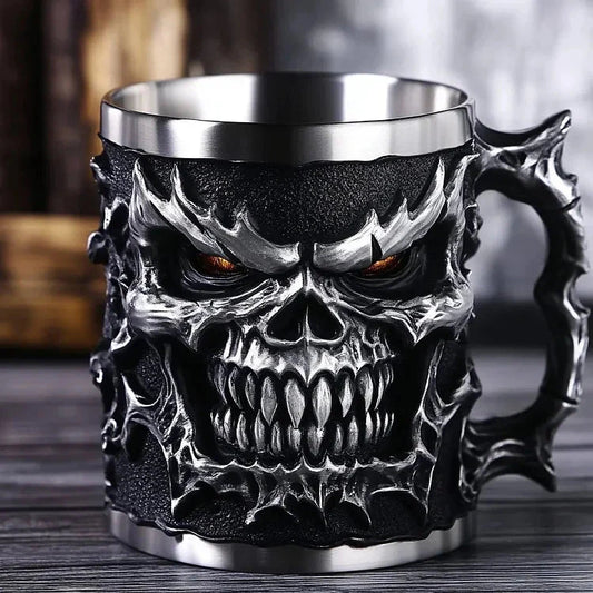 Skull Drink Becher — Gotischer Harzbecher mit Edelstahl-Einsatz Mivoza Deutschland