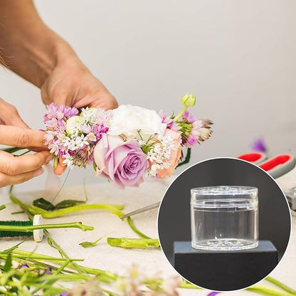 Spiraalvormige Bloemenhouder voor Perfecte Vaascomposities